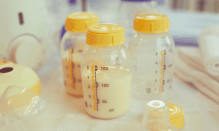 How To Tell If Your Breast Milk Has Gone Bad? ( 3 Important Signs!)