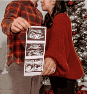 Christmas pregnancy announcement ideas