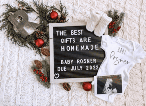 Christmas pregnancy announcement ideas