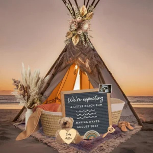 beach pregnancy announcement idea